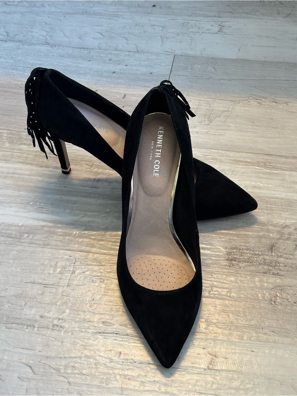 Kenneth Cole Black Riley 85 Fringe Stud Leather Heels Size 10 NWOB